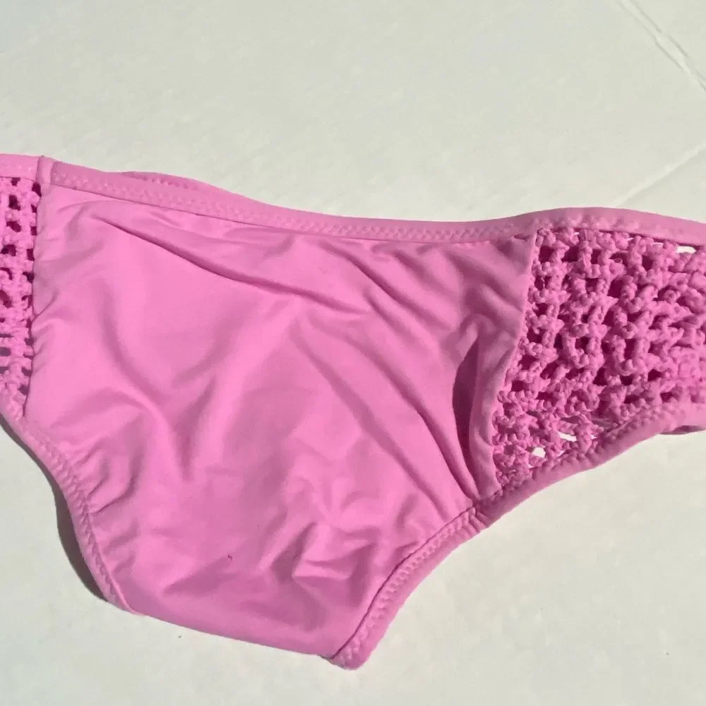 Frankie's Bikinis Crocheted Pink Bikini‎ Bottom